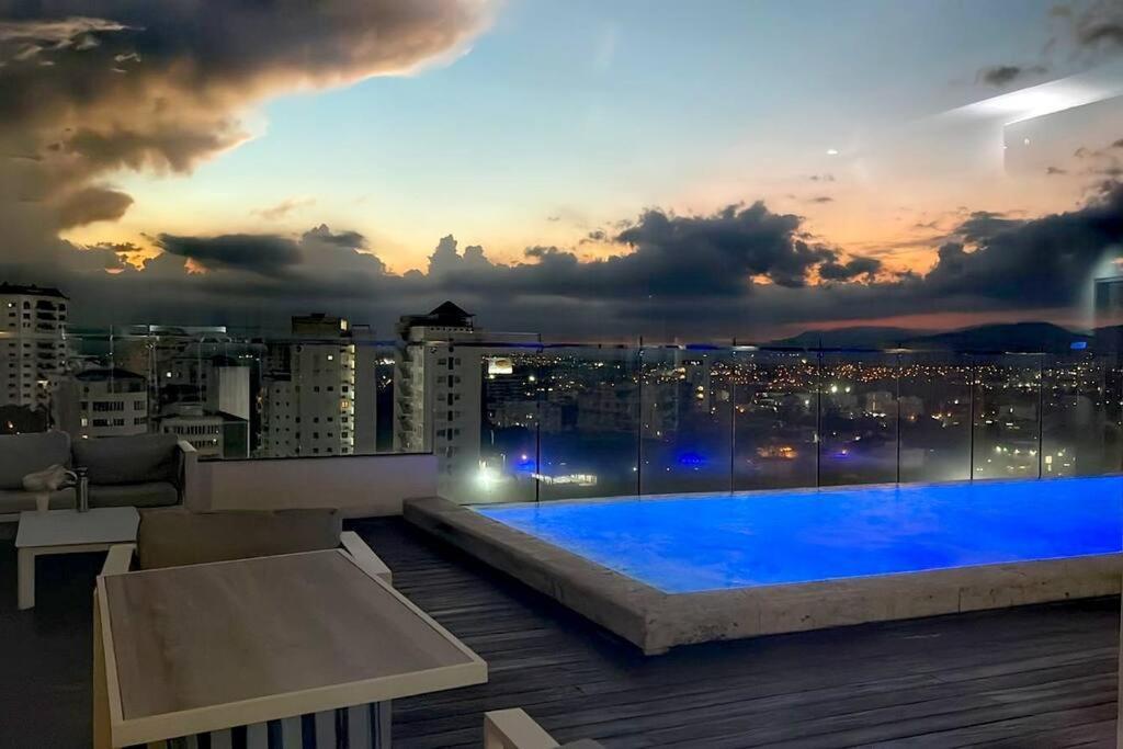 Suites Room Soha II Сантьяго-де-лос-Трейнта-Кабальєрос Екстер'єр фото