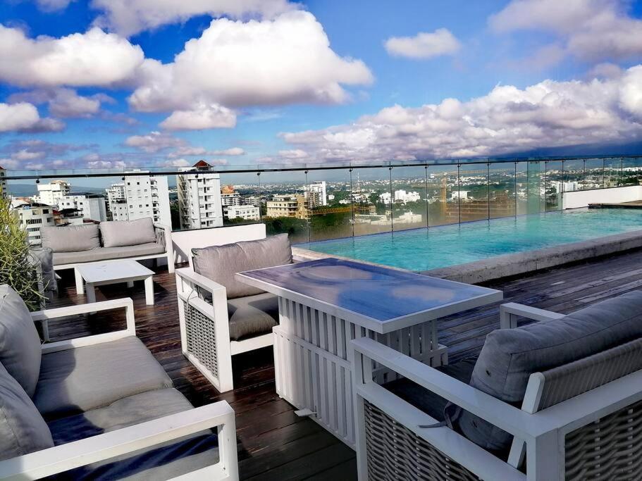 Suites Room Soha II Сантьяго-де-лос-Трейнта-Кабальєрос Екстер'єр фото