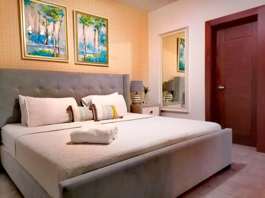 Suites Room Soha II Сантьяго-де-лос-Трейнта-Кабальєрос Екстер'єр фото